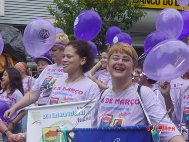 LambeLambe.com - Dia Internacional da Mulher