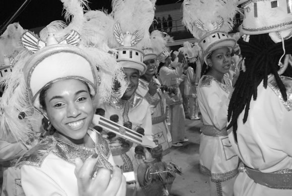 LambeLambe.com - Carnaval 2010 - Grupo de Acesso