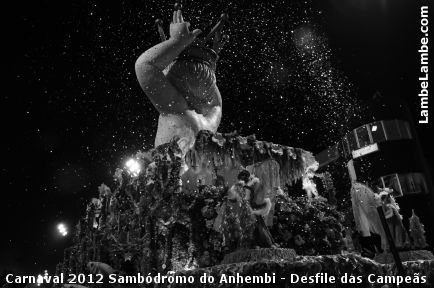 LambeLambe.com - Carnaval 2012 Sambdromo do Anhembi - Desfile das Campes