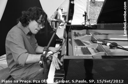 LambeLambe.com - Piano na Praa. Pa D.Jos Gaspar, S.Paulo, SP