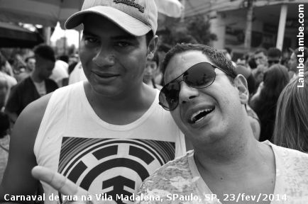 LambeLambe.com - Carnaval de rua na Vila Madalena