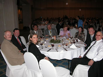 LambeLambe.com - VIASYS Healthcare - International Sales Meeting 2004